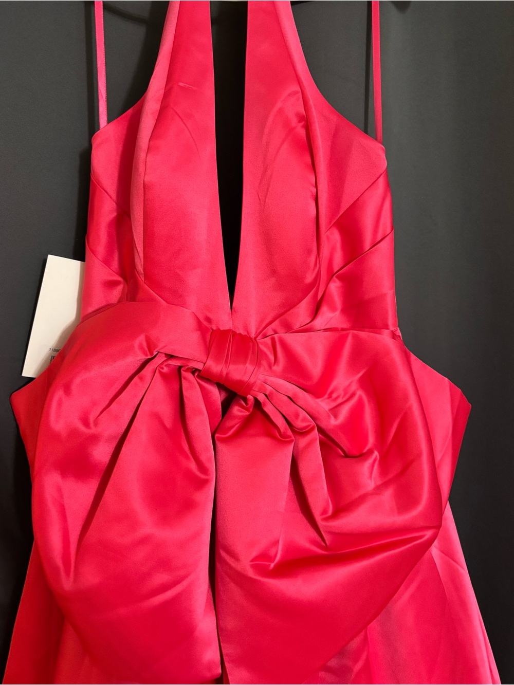 Mac Duggal - Pink Sleeveless Halter Neck Satin Ball Gown With Bow - Size 6 - Picture 5 of 7
